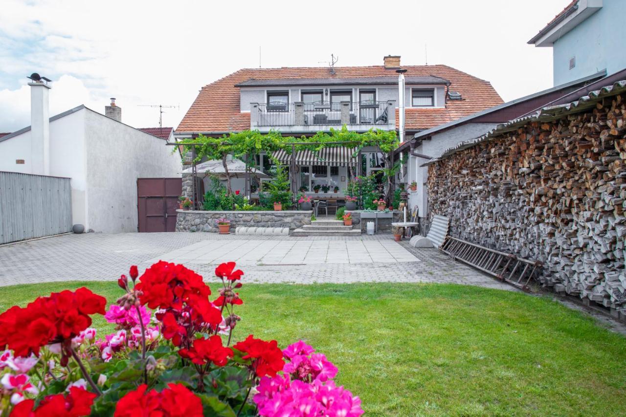 Amenity Apartmany Perná Kültér fotó